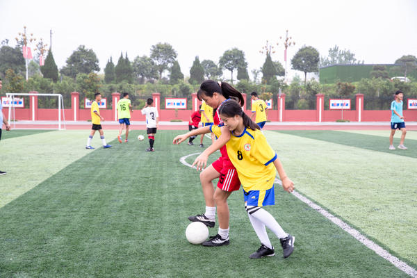 全国青少年足球夏令营要交钱吗,全国青少年足球夏令营怎么报名
