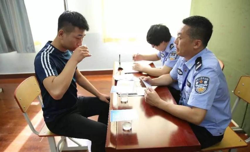 狱警年薪,狱警工资待遇与公安一样吗