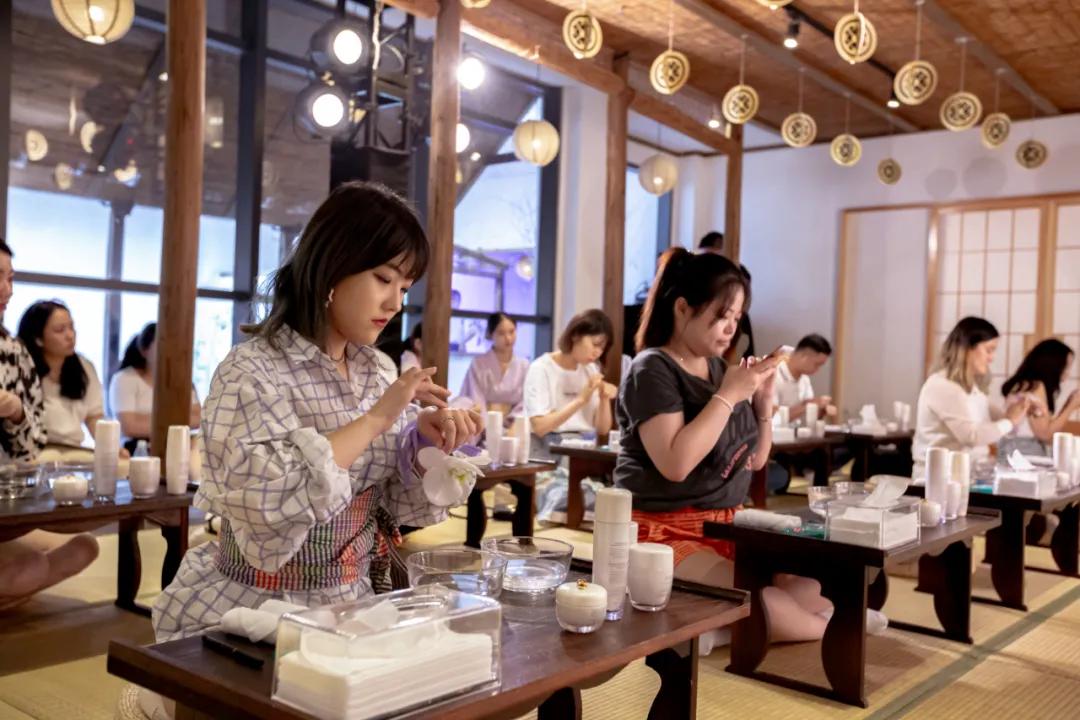 查询14天行程信息,查看具体行程