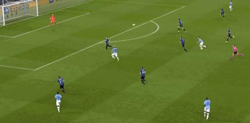 踢爆了！一场5：1踢出欧冠最大热门，12分钟帽子戏法诞生