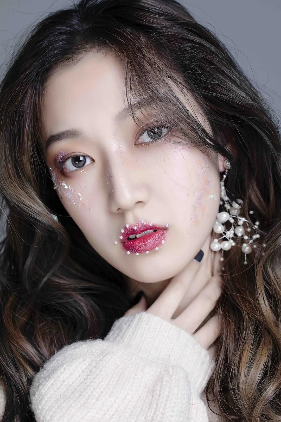 对化妆品过敏怎么办呢,化妆品过敏的四种表现