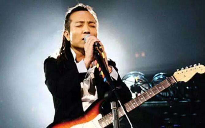 “歌神”许巍：曾因抑郁症险些自杀，如今年过半百，却回归为少年