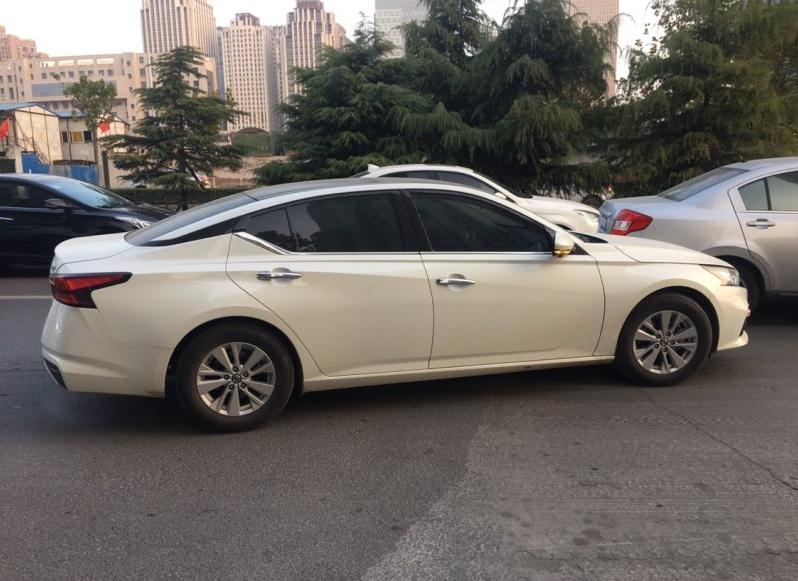 日产天籁2.0舒适版首付多少,日产天籁2.0t进享版落地多少钱