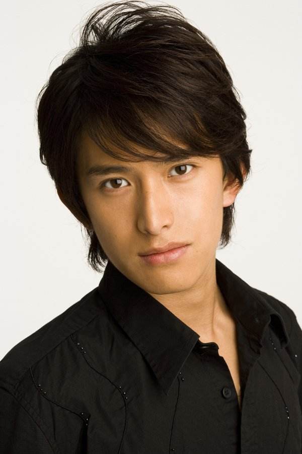 中日韩混血明星有哪些,中日混血男长相特点