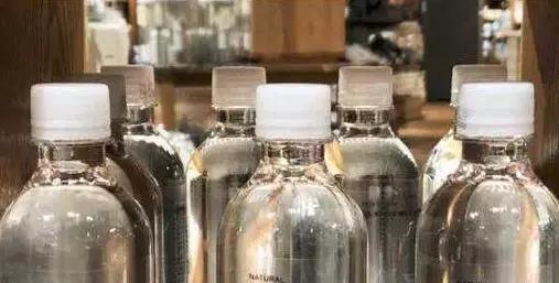 近八年学校食堂食品安全事件,校园食堂真实事件