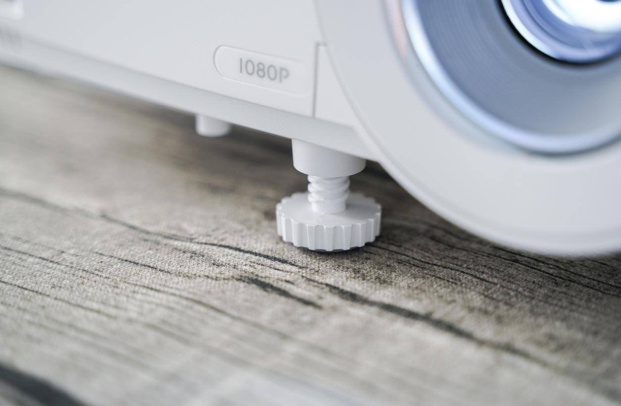 明基商务投影推荐办公白天可投,明基智能商务投影仪e520