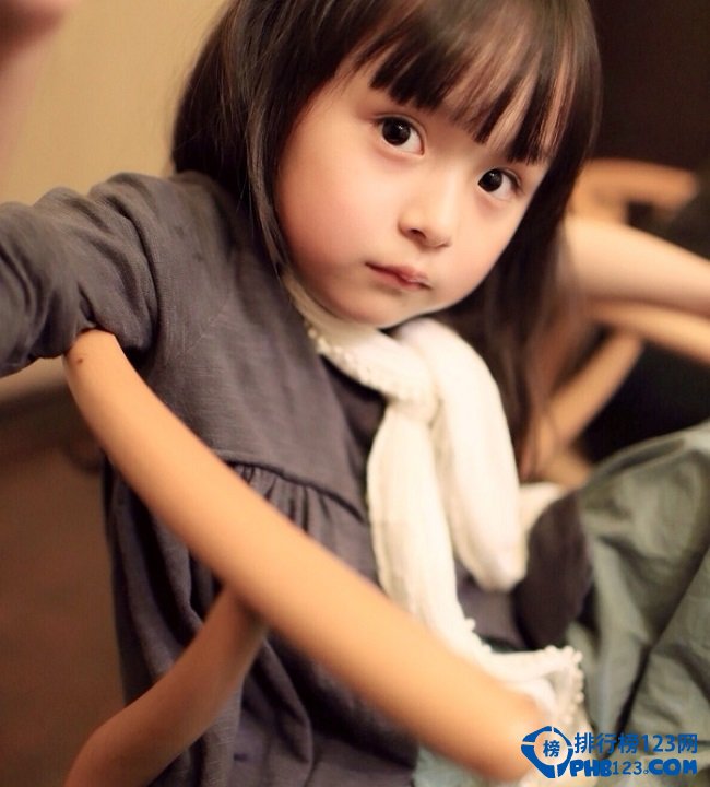 零零后的孩子基本都是几零后生的,零零后的小朋友