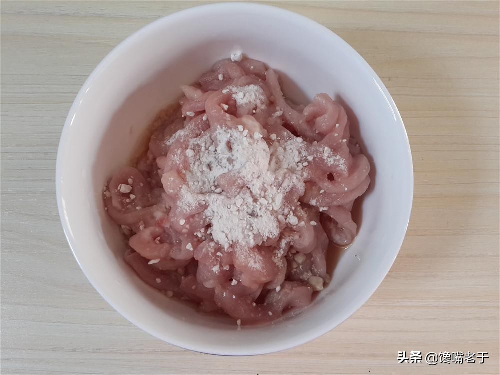 炒肉时放什么肉炒出来又嫩又滑,炒肉时如何炒出滑嫩好吃的肉