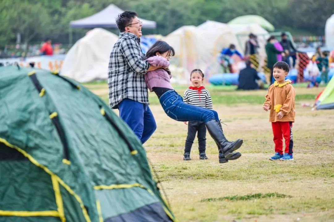 成都市秀丽东方,成都秀丽东方还在开放吗