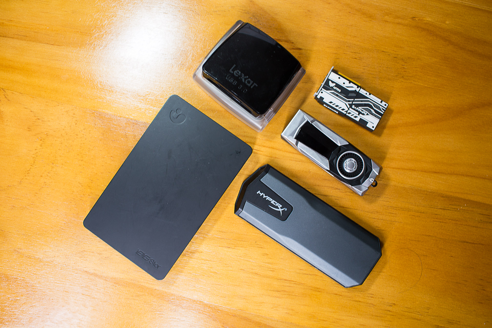 摄影师工作桌面,摄影工作者桌面改造