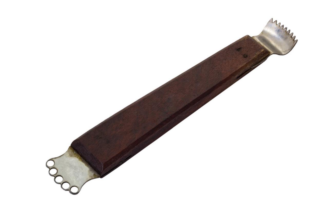 泰国是个风景优美的国家，他们有九个老工具，国人几乎都不认识