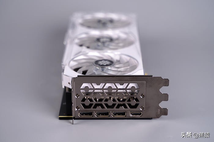 安钛克CUBEDRAK装机展示,11700+ROGB560-G+3080TI