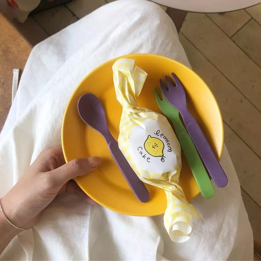 29岁女孩独居图片,29岁独居女孩的视频