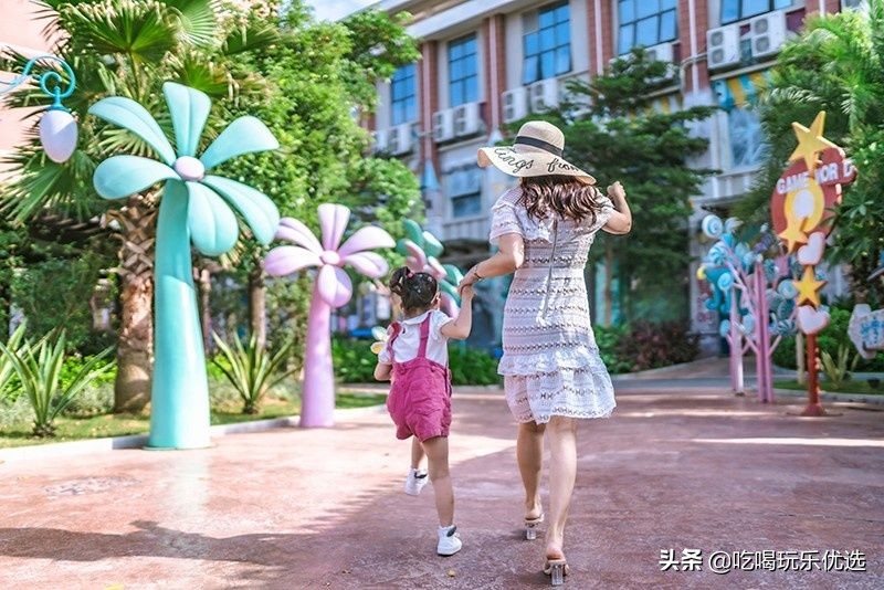 厦门灵玲动物王国大熊猫,厦门马戏团灵玲动物王国观光游览