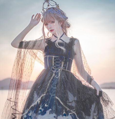 萌新lo娘太不懂事，误把“粉底”洒在腿上，凹出“冰棍腿”看愣了