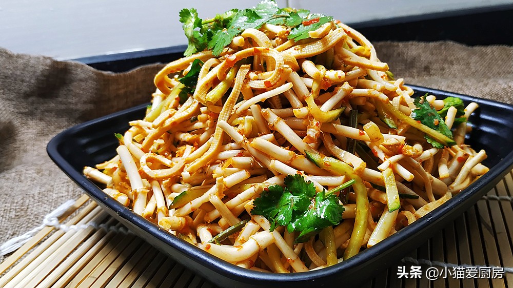 凉拌鱼腥草怎么做好吃简单,凉拌鱼腥草最好吃的做法