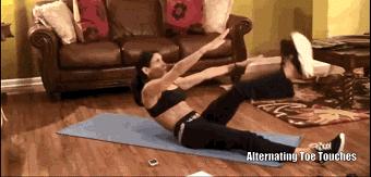 简单的练腹肌动作练出腹肌马甲线,2天1个动作快速练出腹肌马甲线