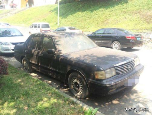 汽车到年限了必须强制报废吗,汽车到报废年限可以卖废铁吗