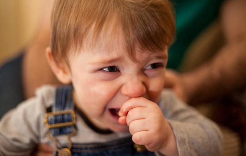 孩子分离焦虑期父母怎么办,孩子分离焦虑的解决方法