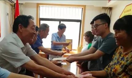 乐善好施被称为“福清哥”记陕西闽发房地产开发公司总经理唐孝标