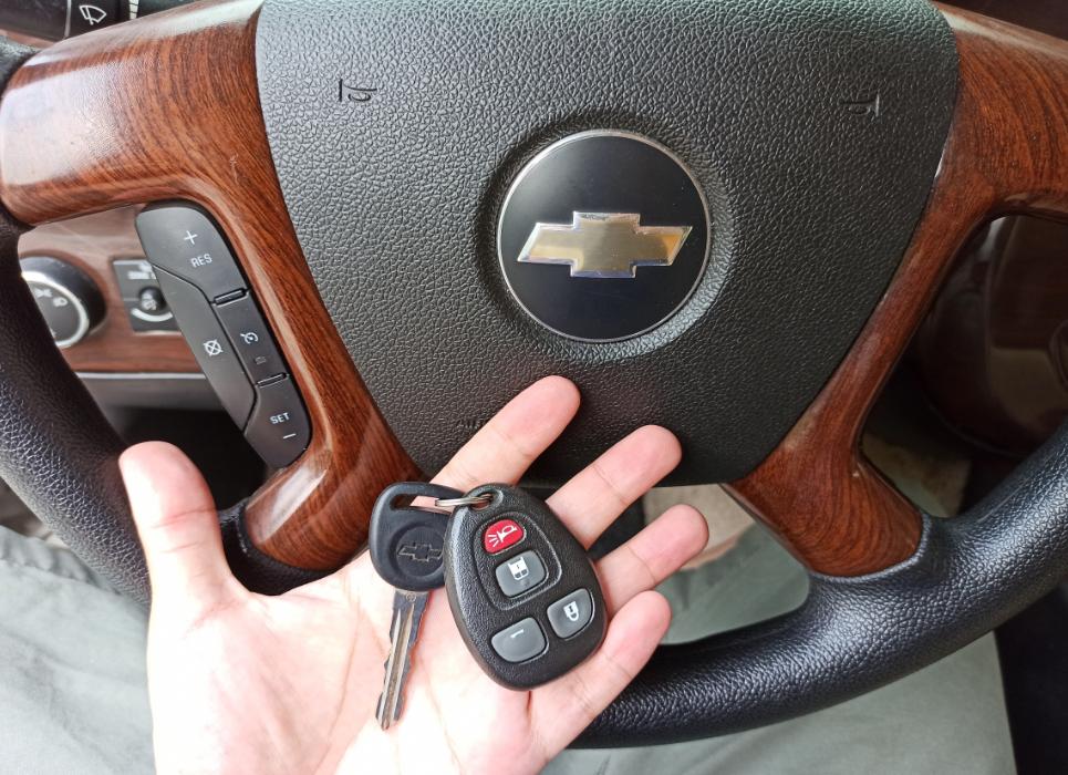 和埃尔法抗衡的保姆车,一百多万的保姆车埃尔法