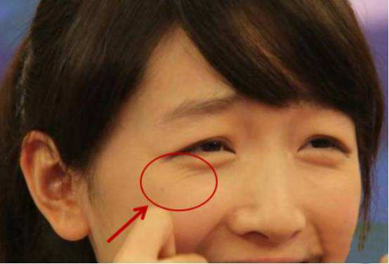 阿雅大s汪小菲,阿雅是大s的姐姐吗