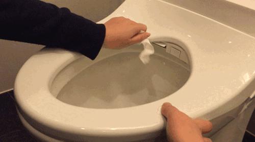 花洒马桶淋浴房怎么选？小编深挖市场，详解产品和报价