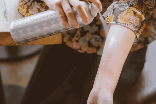 李佳琦推荐防水防晒霜,李佳琦防水防晒霜推荐