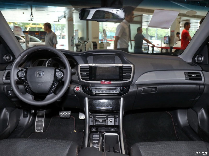 雅阁九代半有vtec吗,致敬最后一款4g旗舰