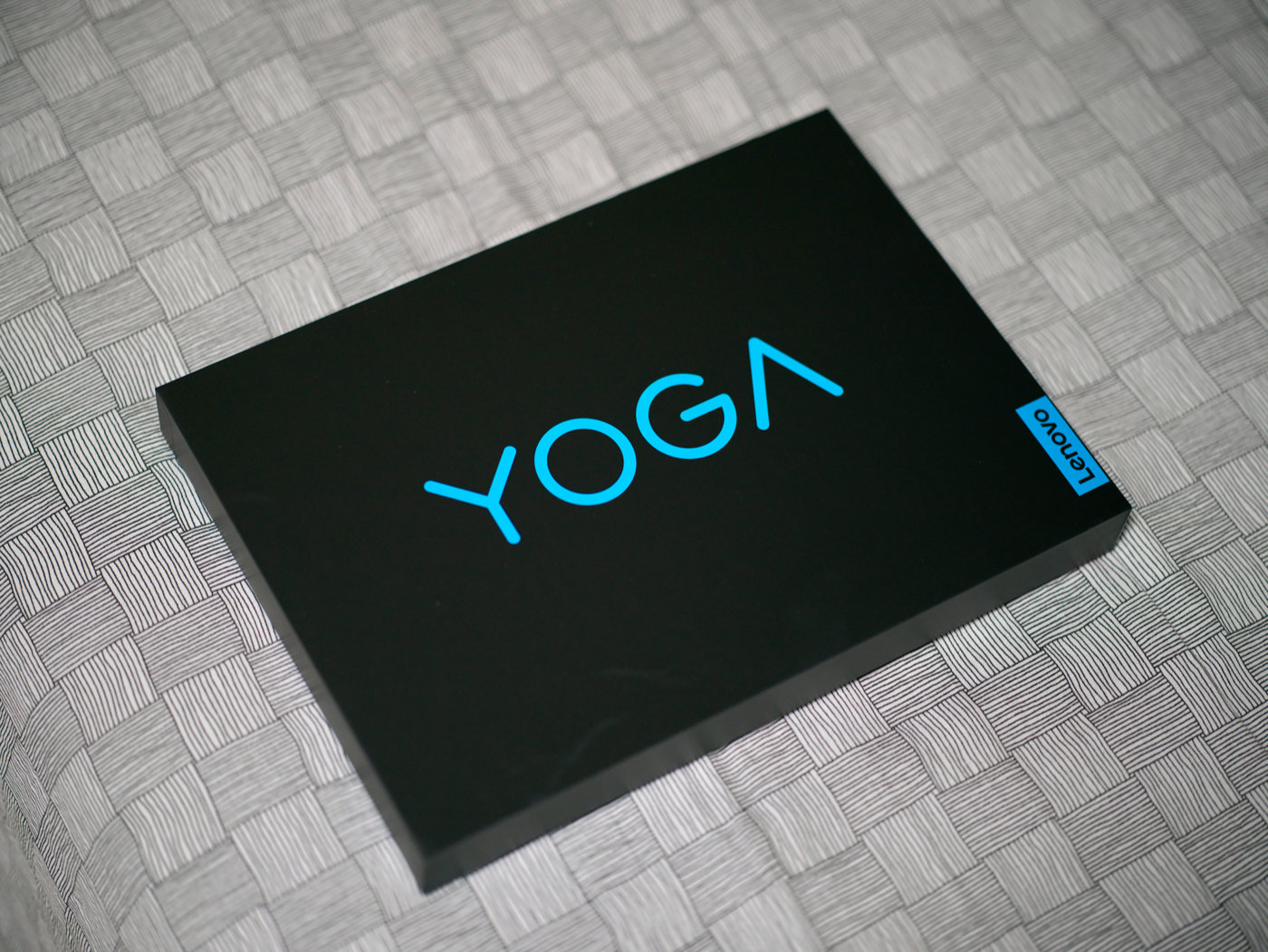 联想yogapro13s碳纤维限量版,联想yoga13s和小新pro14哪个好