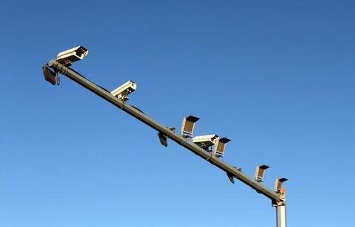 原来牌照上小圆点可以抠下来,遮挡车牌上的小圆点会被处罚吗