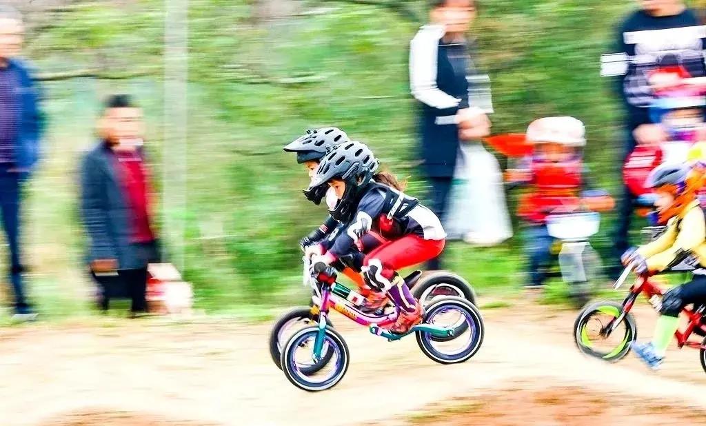 青白江遛娃宝藏地,青白江特色体育项目