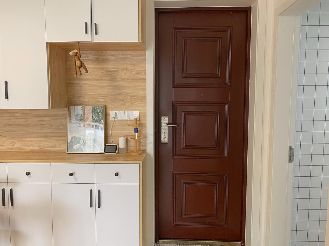 又一独居女孩爆红！买下60m²二手房，仅花4.5W装成全能“大胃王”