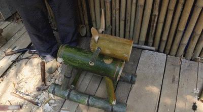 【设计篇】61岁中国大爷火爆外媒！“玩”木头让上亿老外看傻眼！