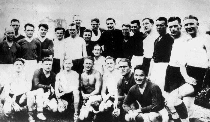 一场足球比赛的分析,足球比赛中是怎么思考的