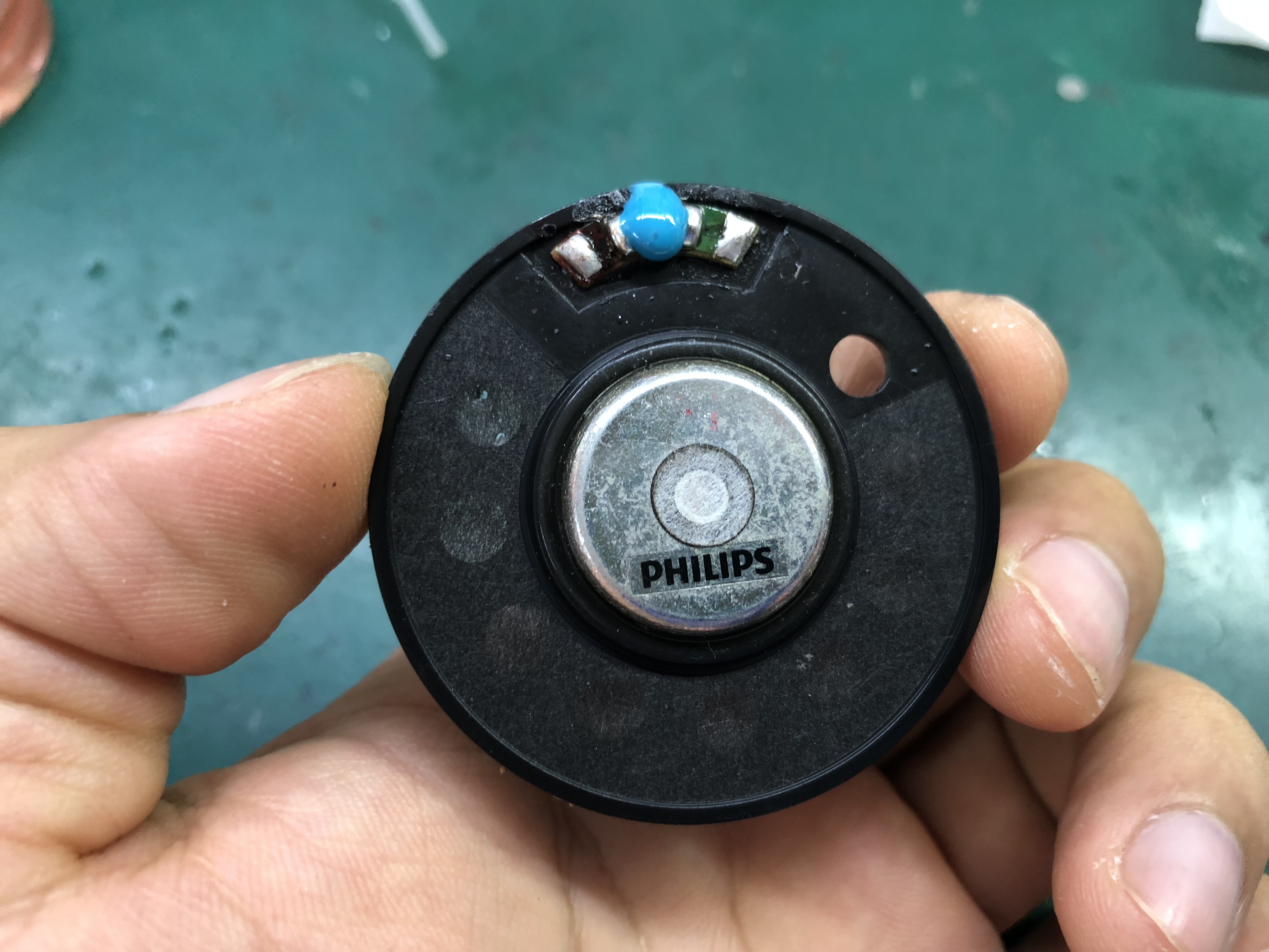 大推力热插拔损单元，经典飞利浦X1耳机音圈过载散线拆解复活案例