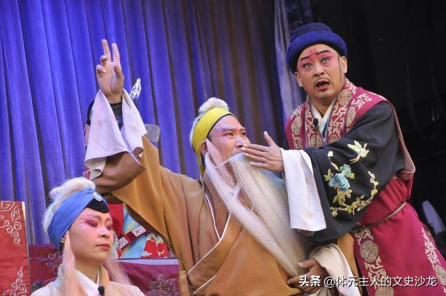 易经第53卦震为雷如何解,易经中震雷卦