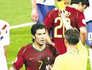 16张黄牌四张红牌的比赛,16张黄牌4张红牌裁判