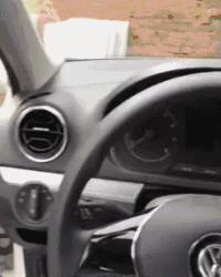 让你心动的搞笑图片,搞笑gif笑死人的动图