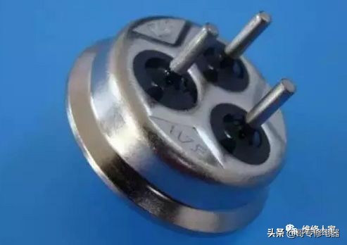 空调制冷剂泄漏处理方法,汽车空调制冷剂泄漏的原因