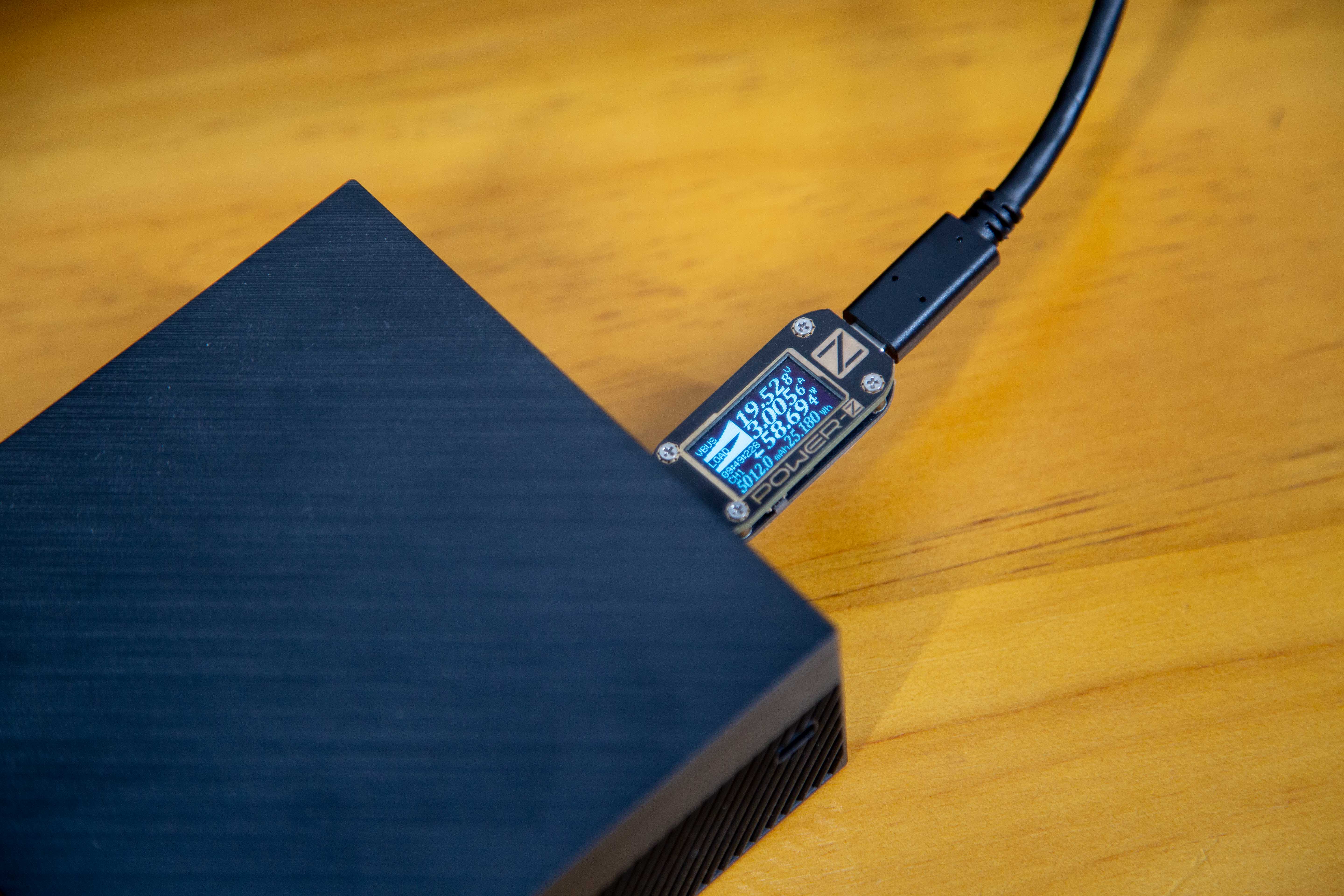 用了20年的飞利浦,用了一年的屏幕