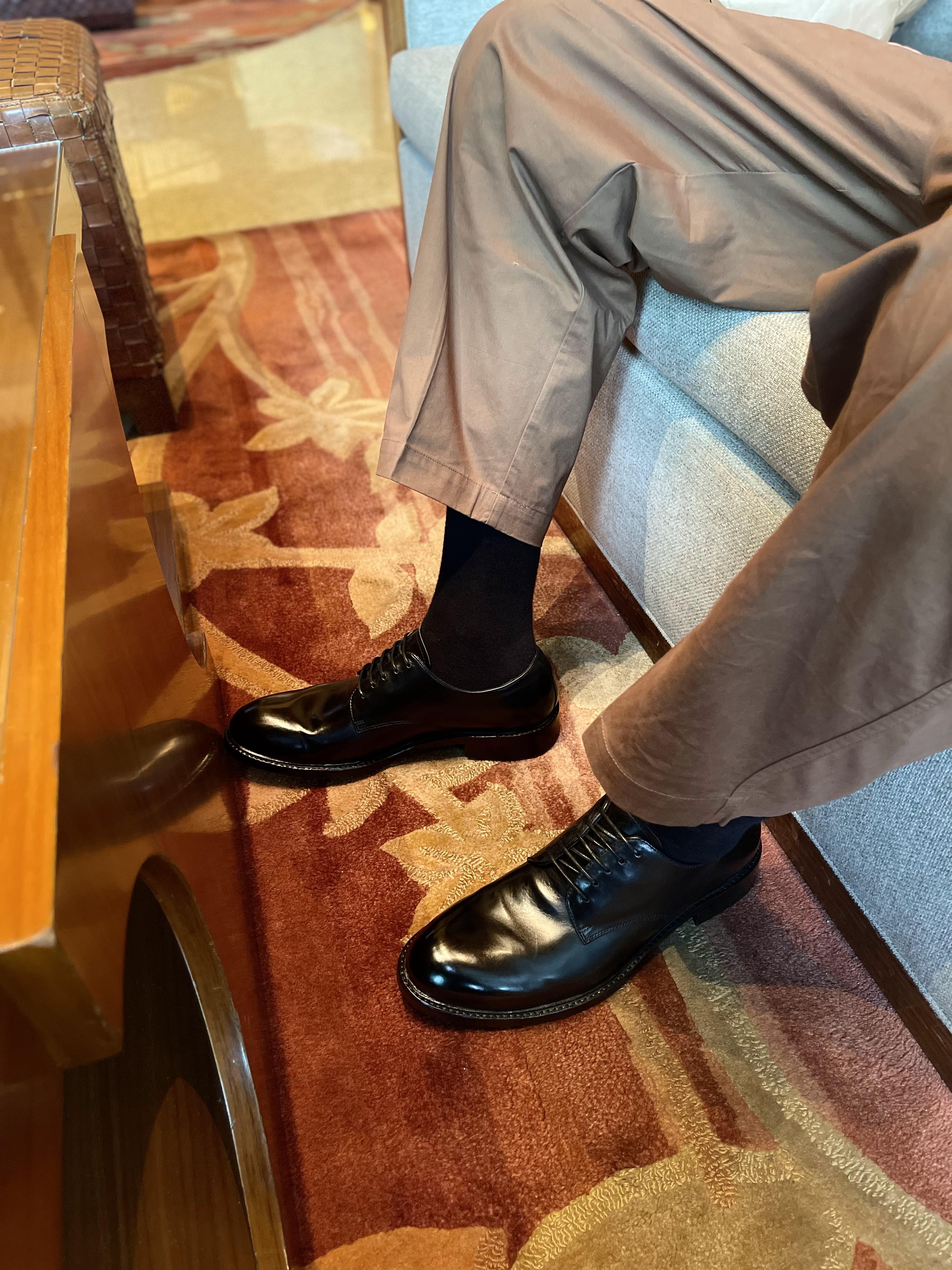 喜欢的皮鞋买回去不合脚，先别急着退