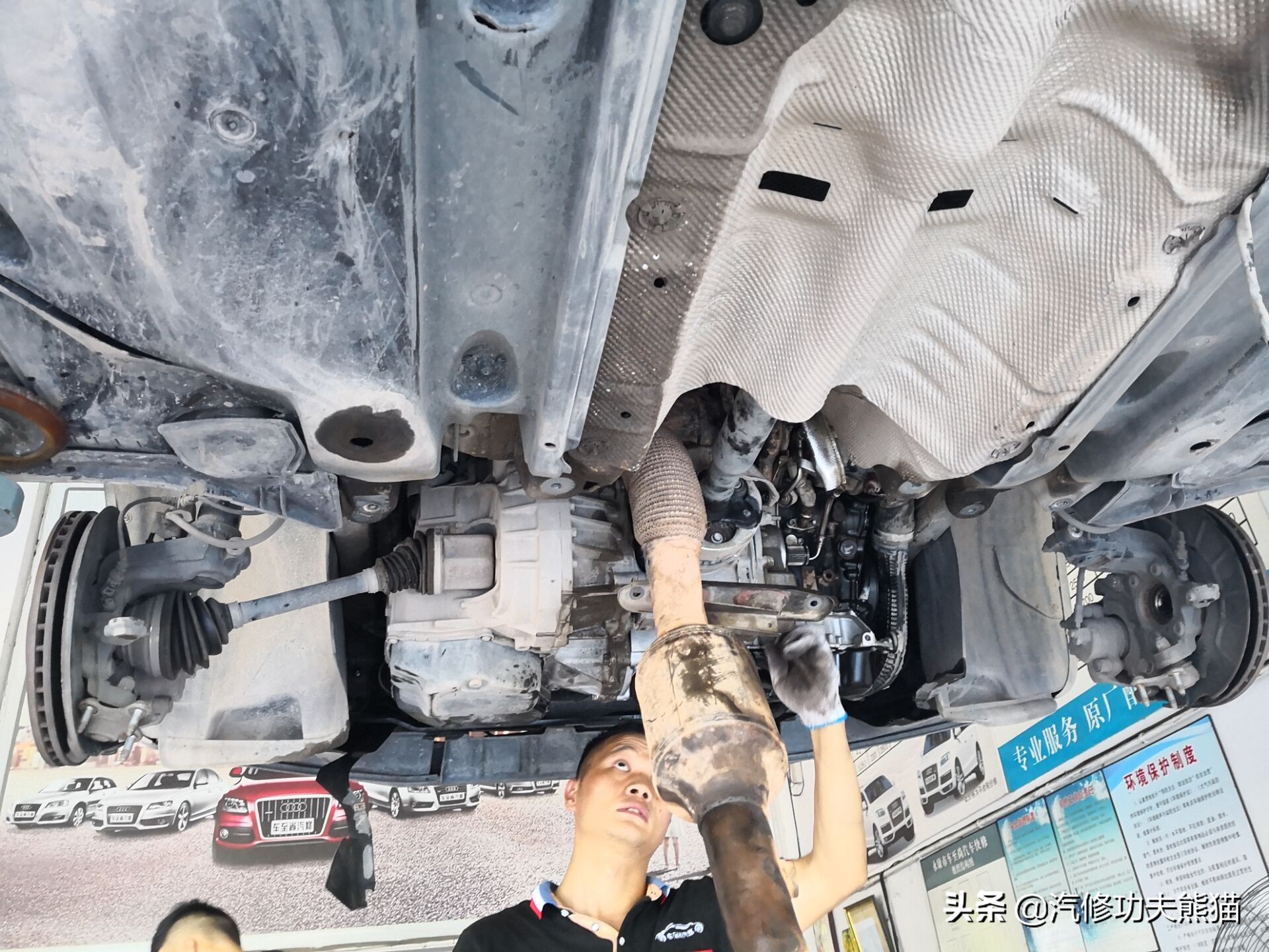 2017款途观丝绸之路1.8t烧机油吗,途观2015款1.8t四驱豪华版烧机油