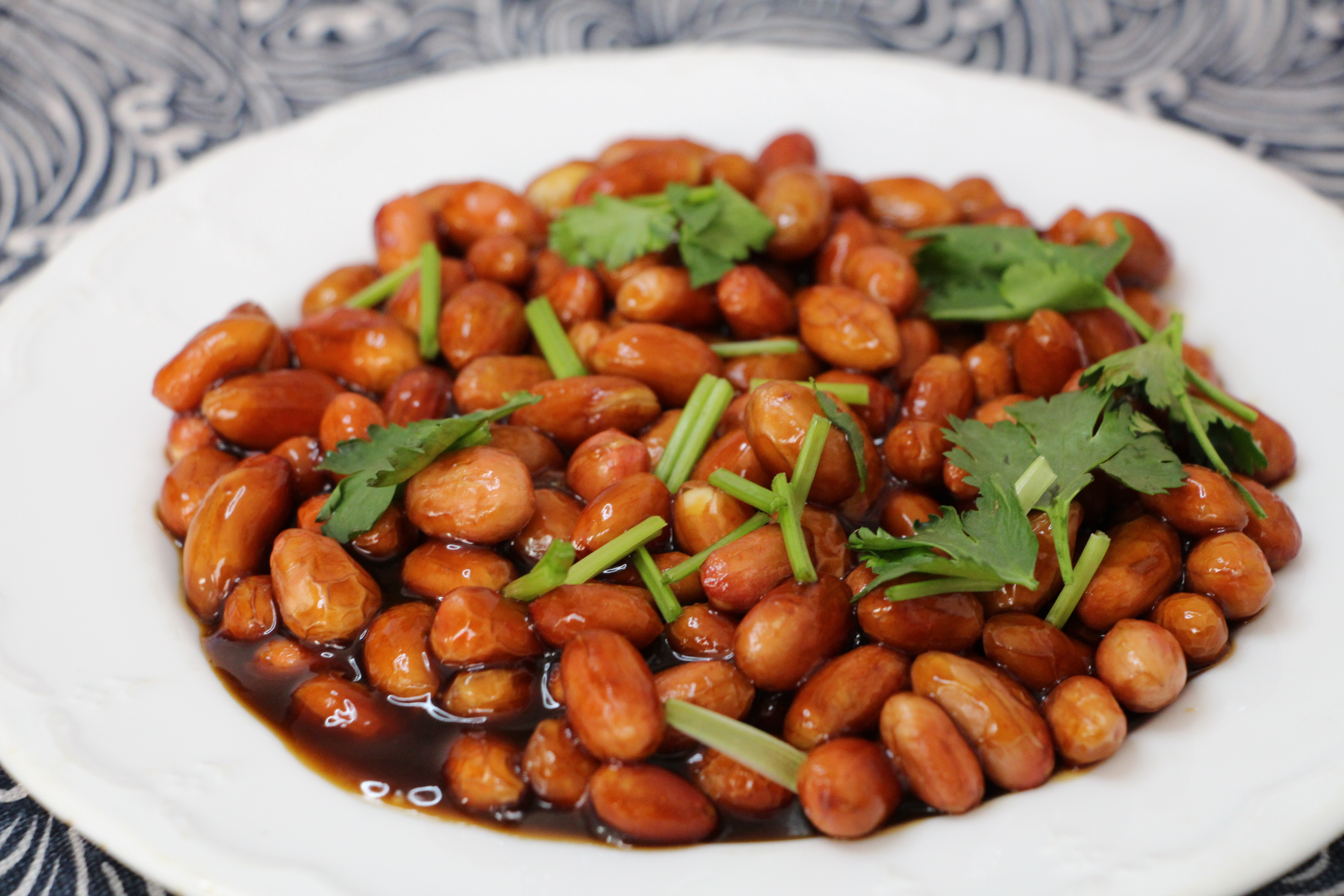 面包糠炸花生米怎么炸得酥脆,炸花生米家庭做法