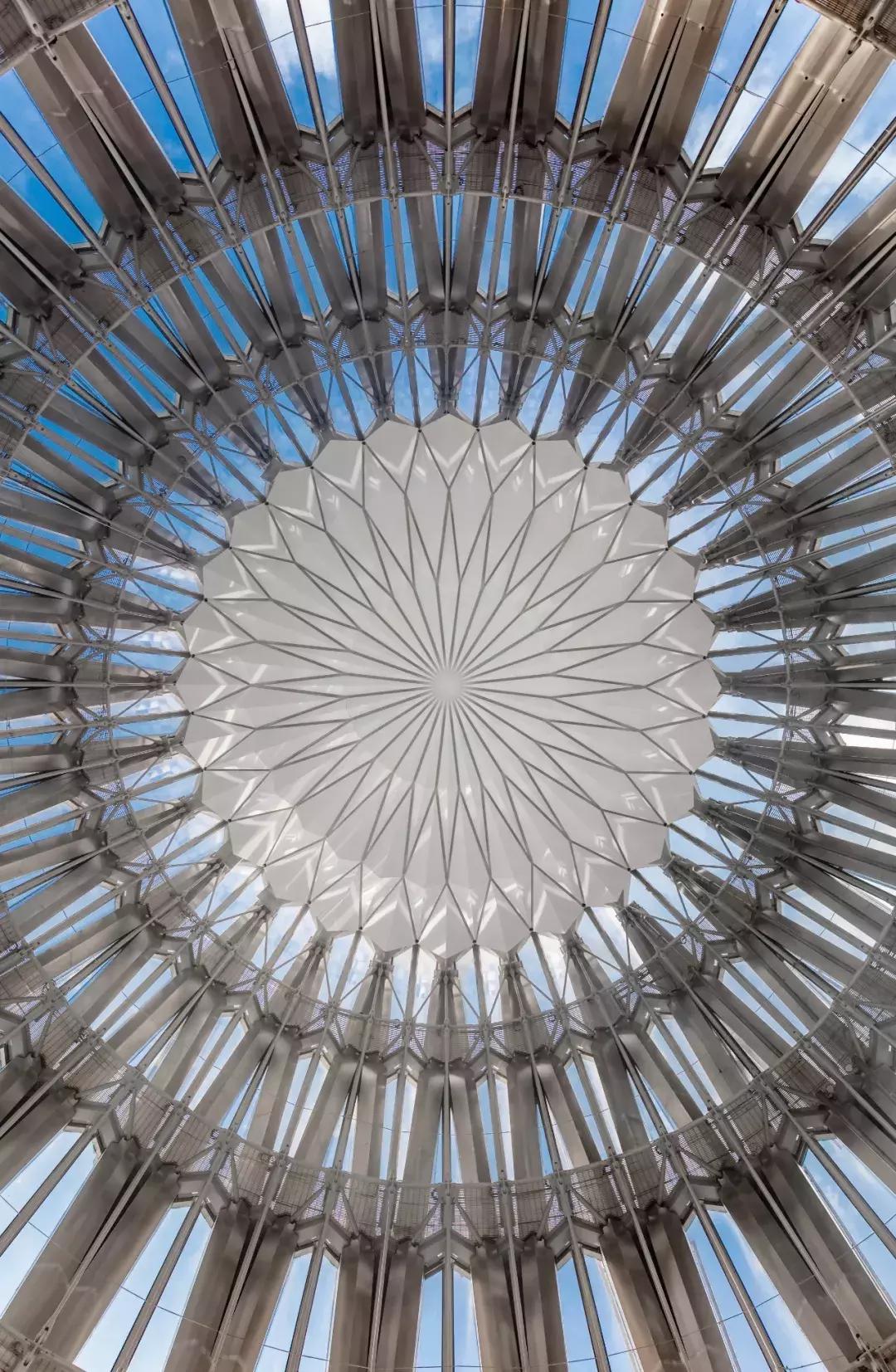 KPF‘中国华润大厦’竣工，近400米“春笋”晋升深圳第三高