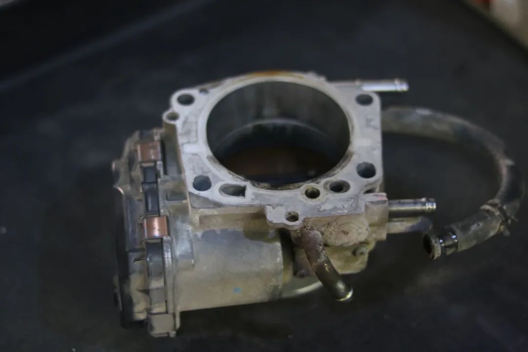 怪兽修车：翻新一辆2005年凌志LS430，当年百万经典车，满血复活