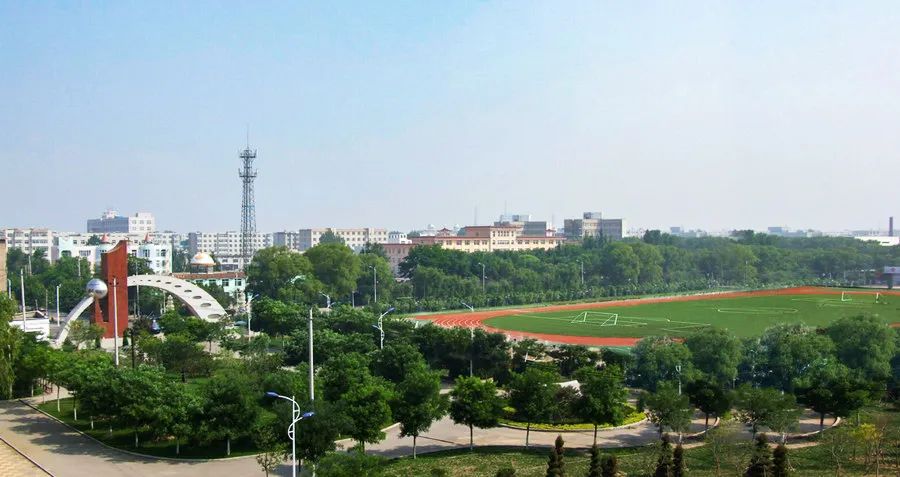 2021阜新高等专科学校中专招生,阜新高等专科学校2004年招生专业