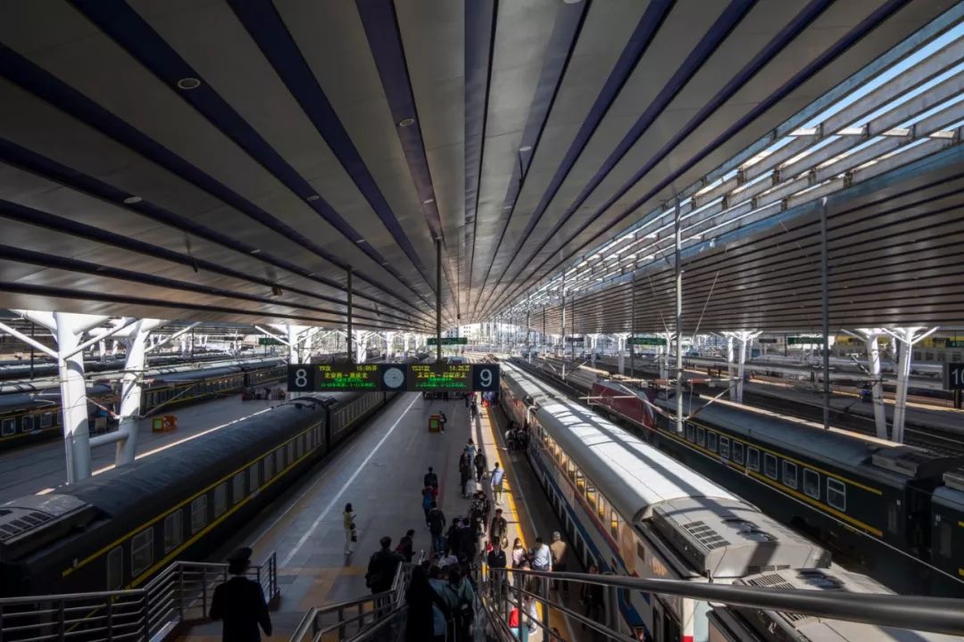 火车票无纸化还用取票么,火车票无纸化无检票口