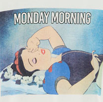 优衣库与kaws联名t恤 (优衣库kaws联名t恤图片)