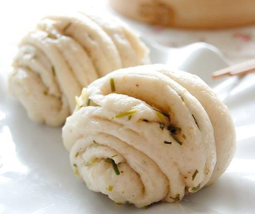 做馒头用低筋还是中筋好,馒头用低筋面还是高筋面粉